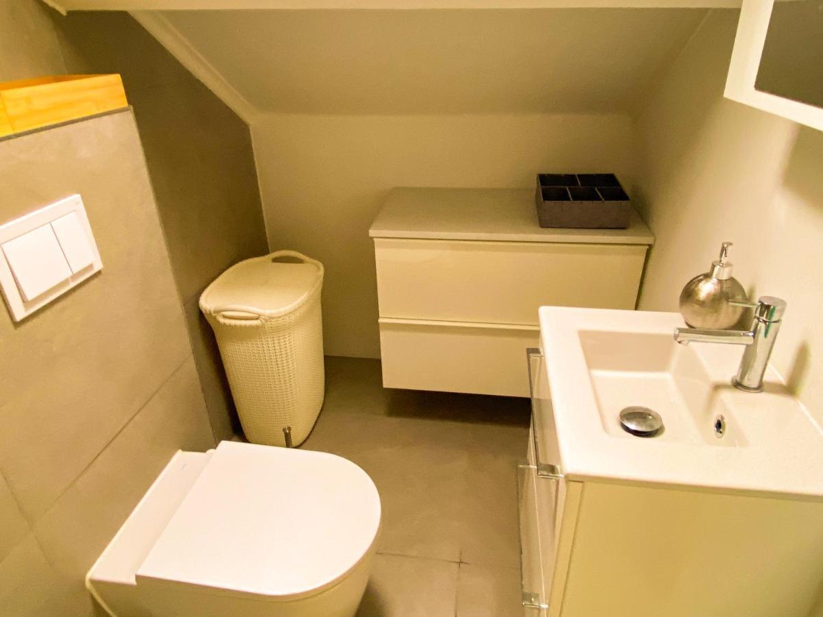 Ideally Located With Perfect Views Homestay