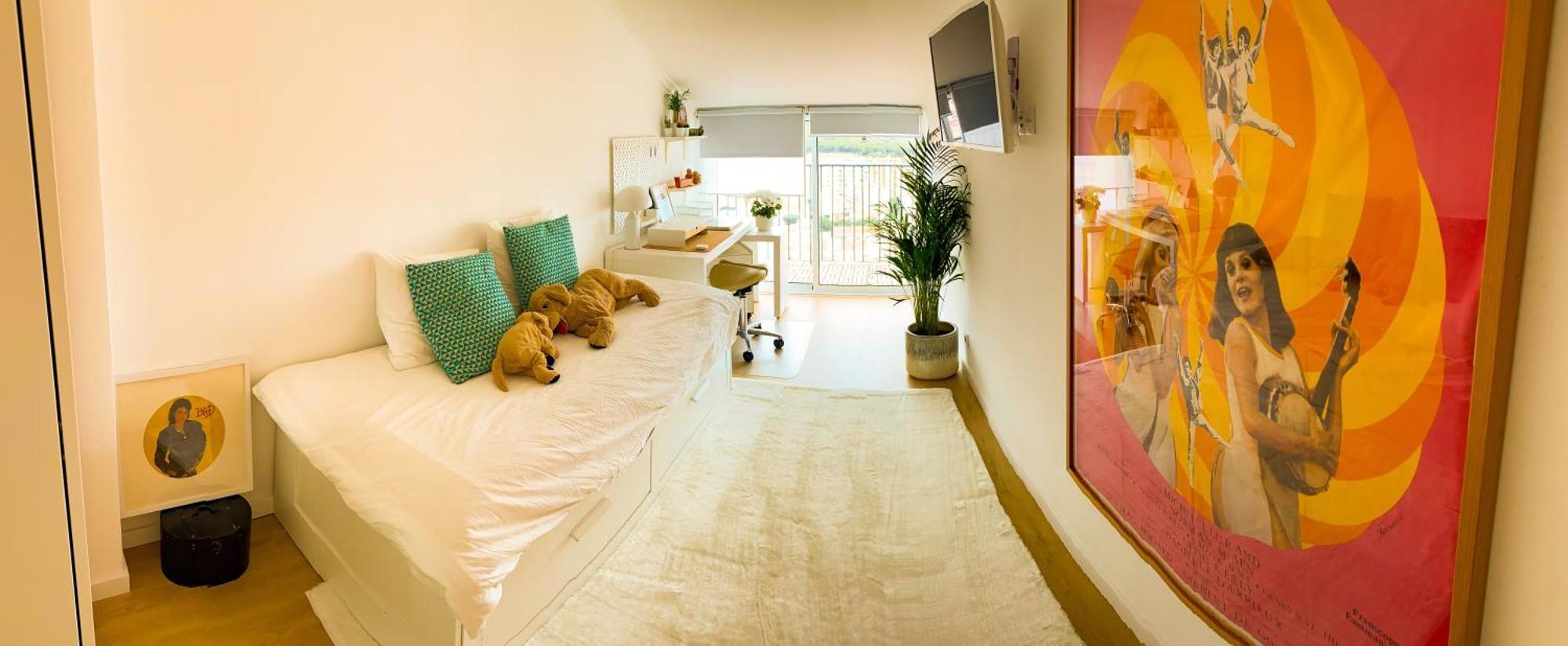Ideally Located With Perfect Views *
