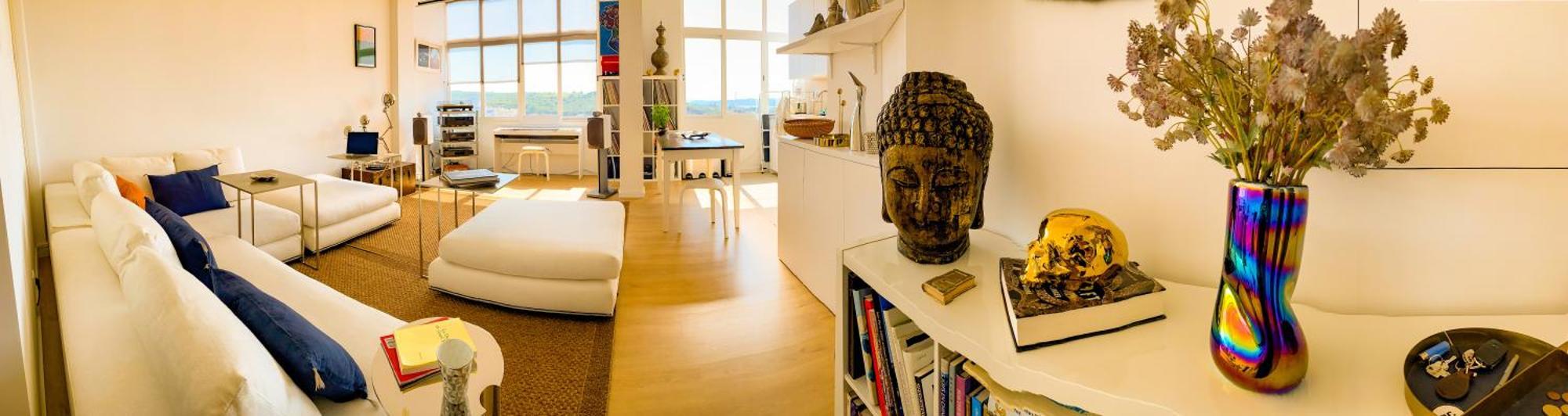 Ideally Located With Perfect Views *