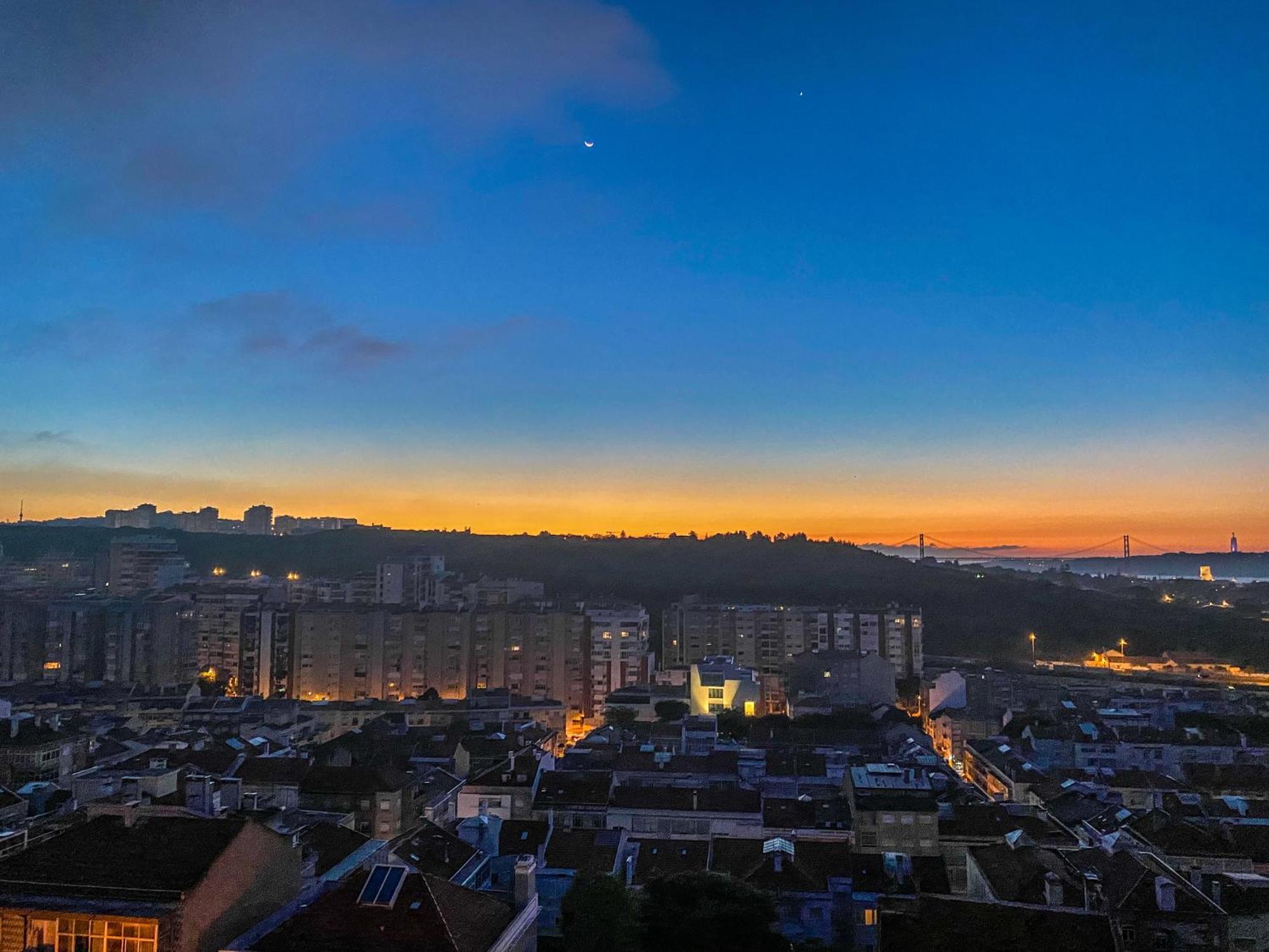 Homestay Ideally Located With Perfect Views Alges
