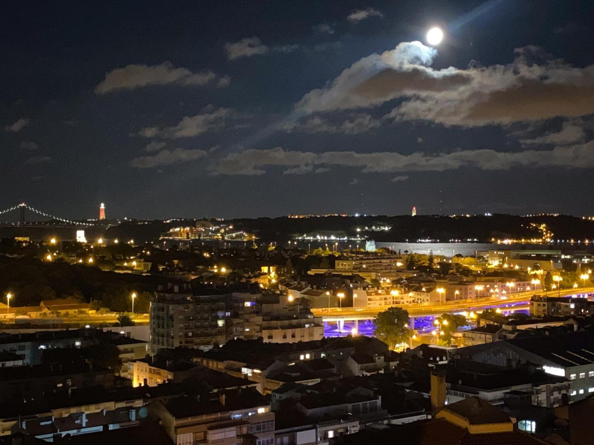 Ideally Located With Perfect Views Alges