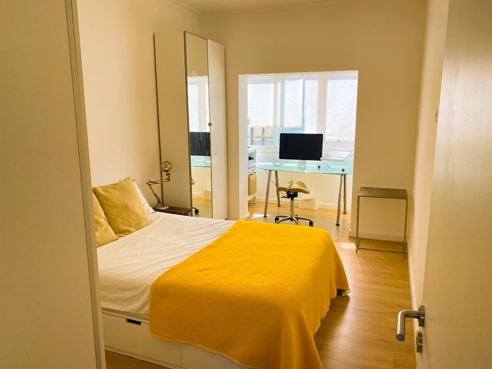Ideally Located With Perfect Views * Algés